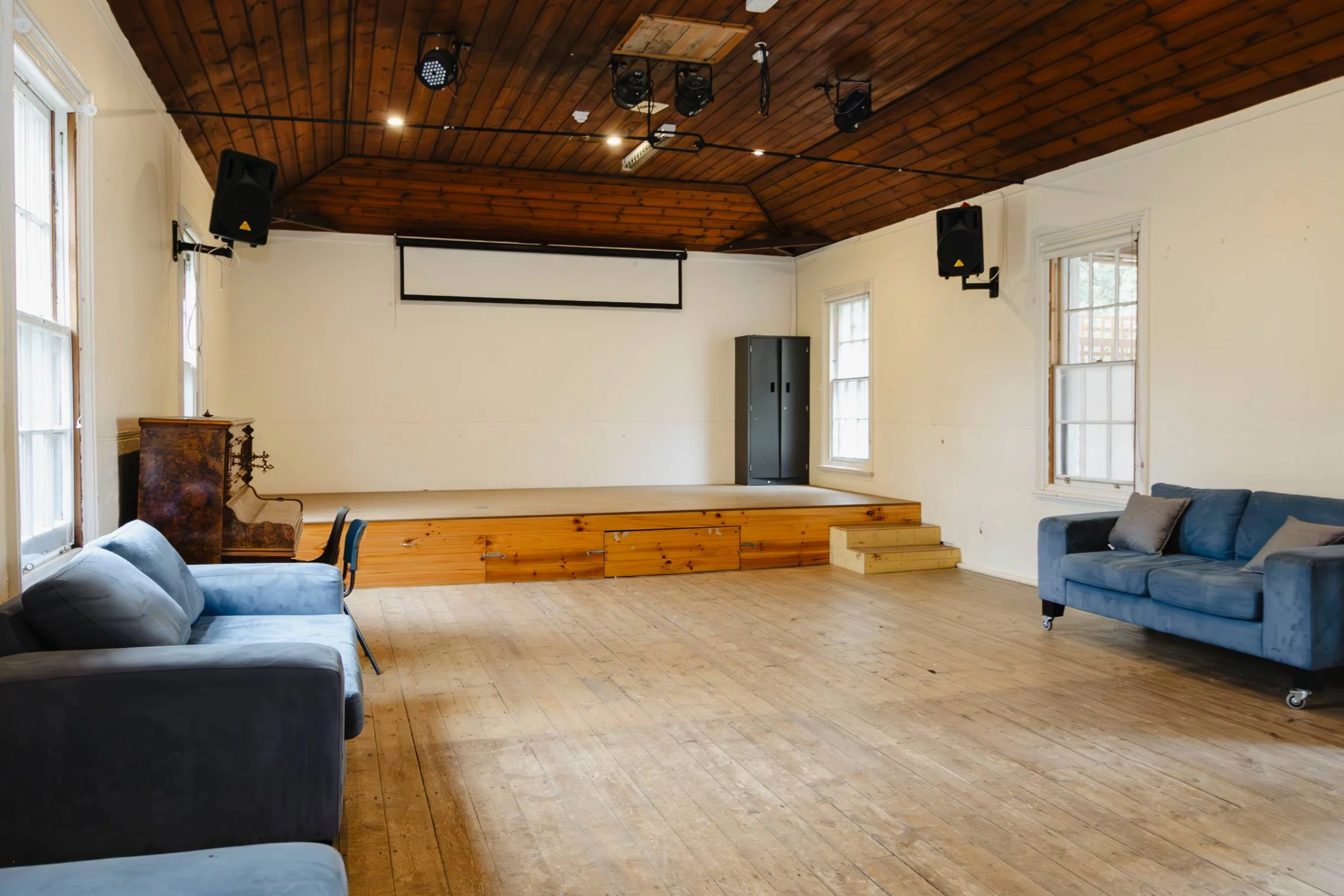 Flinders Hall